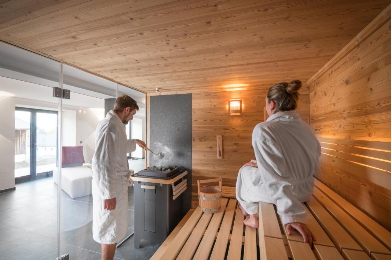 Chalet-Ferienwohnung Aehrenglueck, 70 Qm, Wellness/Fitness/Sauna - Bergroedelhof Feilitzsch Kültér fotó