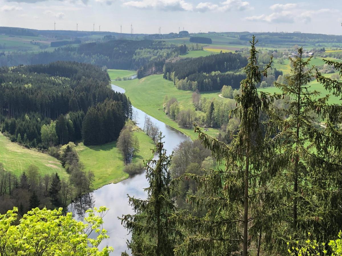 Chalet-Ferienwohnung Aehrenglueck, 70 Qm, Wellness/Fitness/Sauna - Bergroedelhof Feilitzsch Kültér fotó