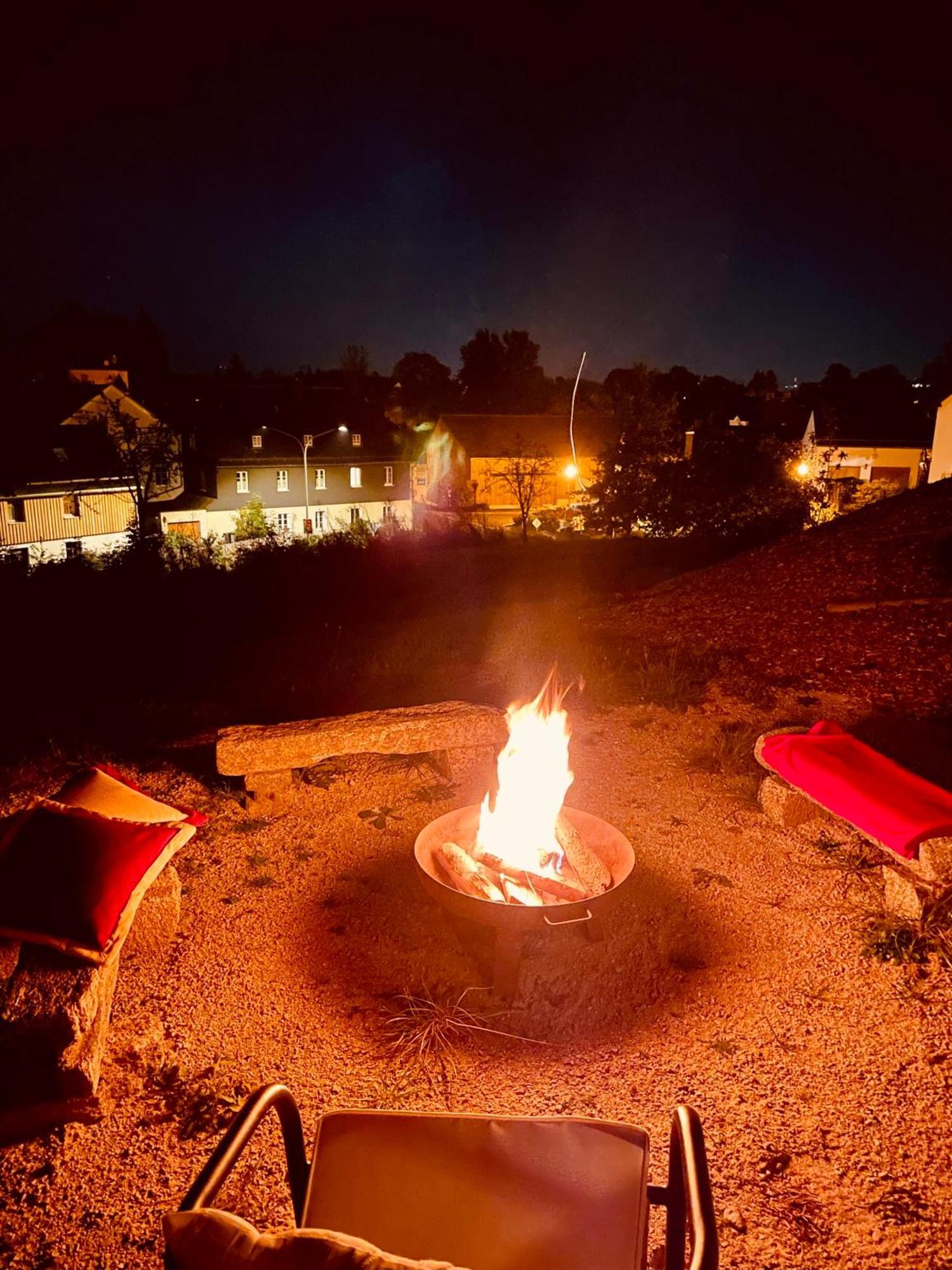 Chalet-Ferienwohnung Aehrenglueck, 70 Qm, Wellness/Fitness/Sauna - Bergroedelhof Feilitzsch Kültér fotó