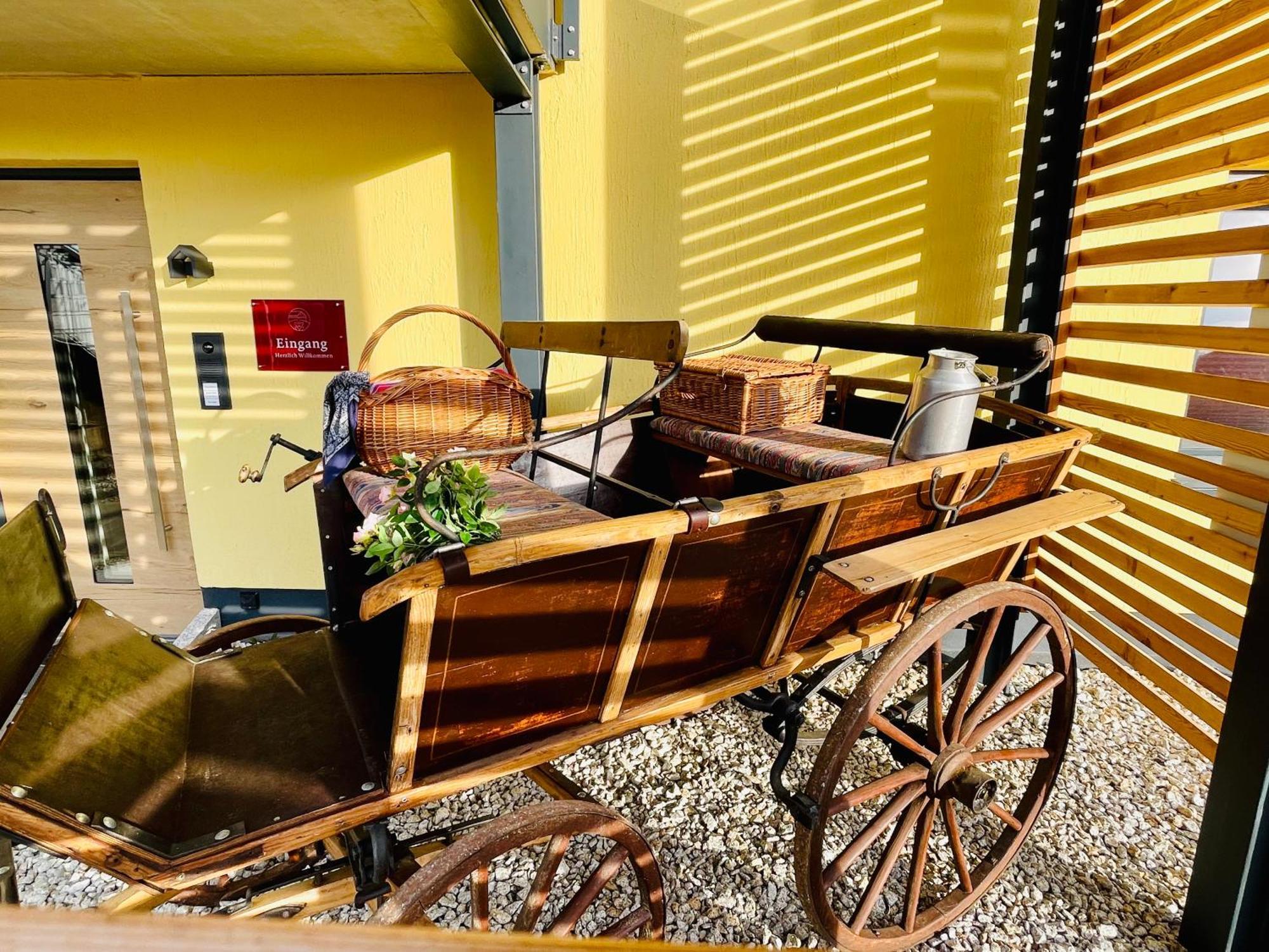 Chalet-Ferienwohnung Aehrenglueck, 70 Qm, Wellness/Fitness/Sauna - Bergroedelhof Feilitzsch Kültér fotó