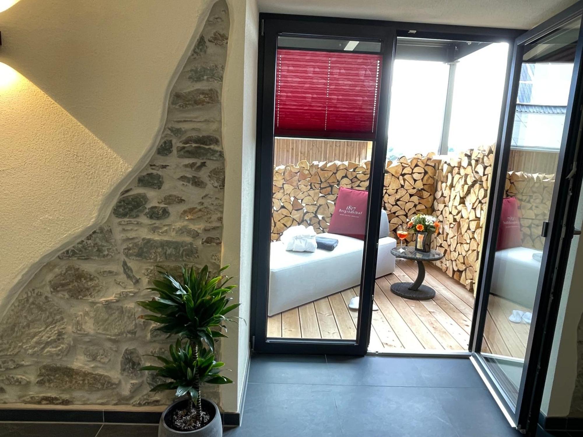Chalet-Ferienwohnung Aehrenglueck, 70 Qm, Wellness/Fitness/Sauna - Bergroedelhof Feilitzsch Kültér fotó
